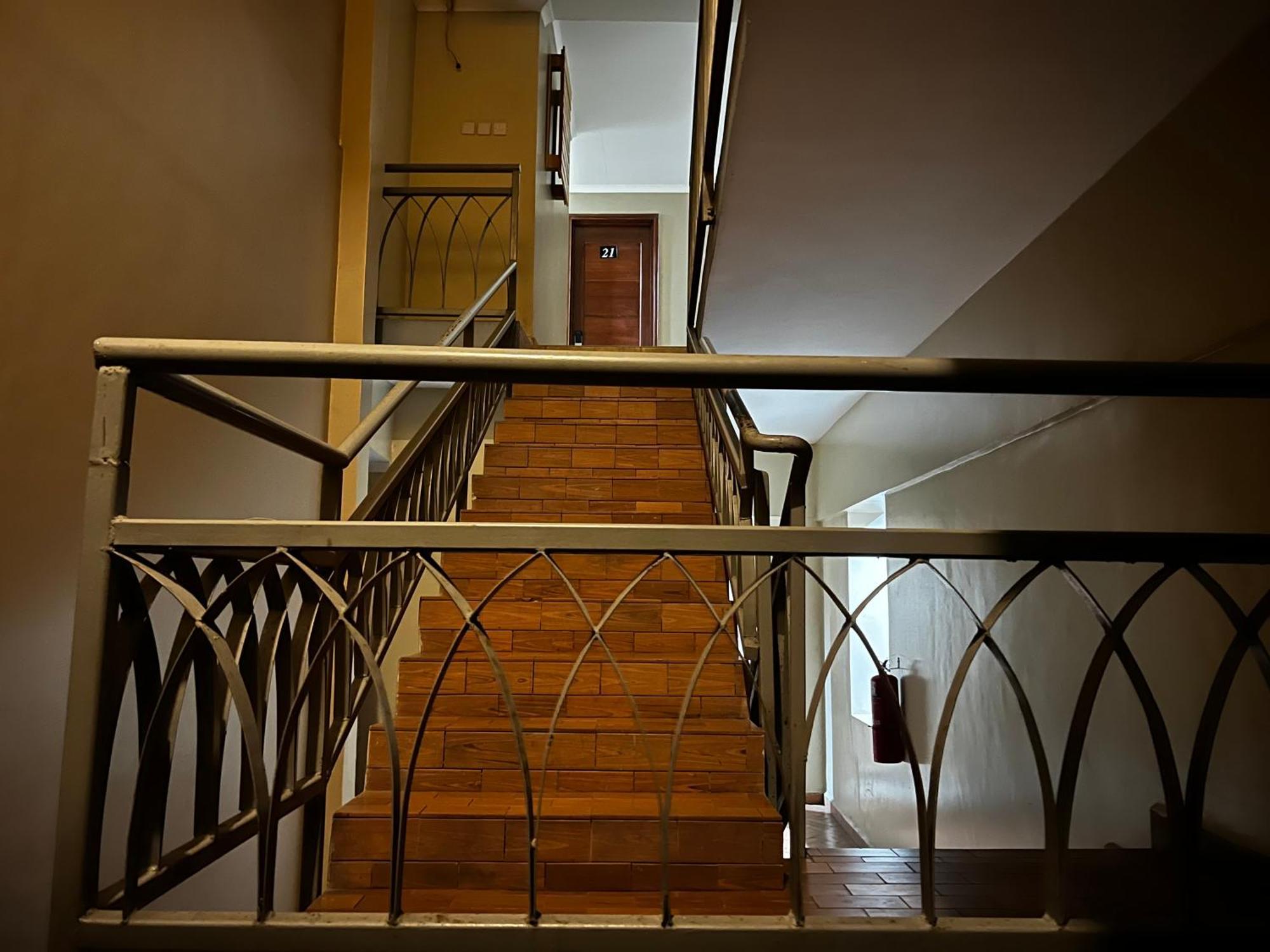 Хостел K27 Premier Backpackers Дар-эс-Саламе Экстерьер фото