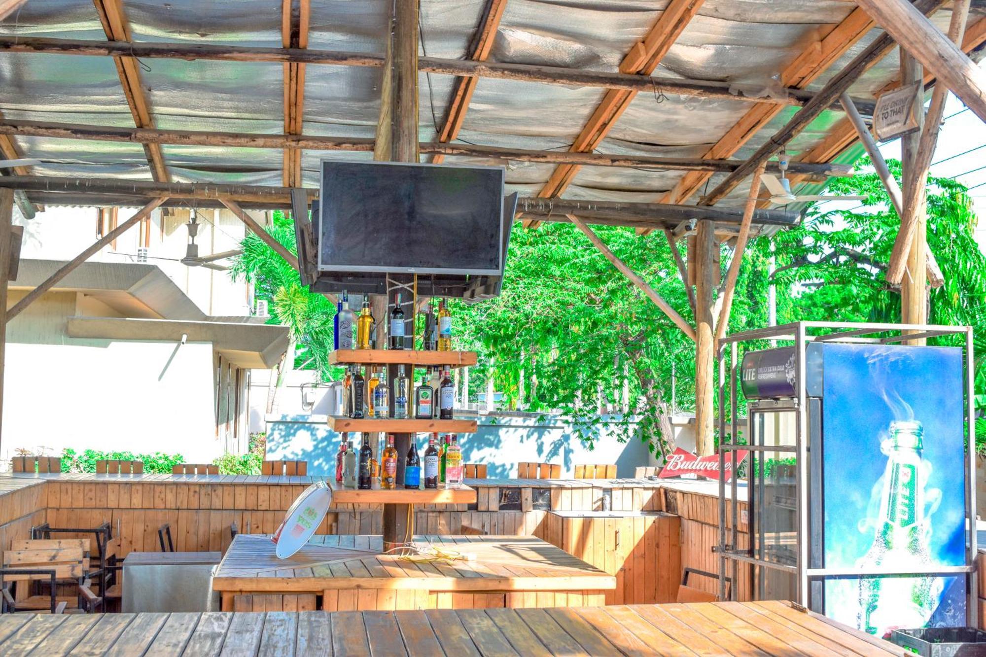 Хостел K27 Premier Backpackers Дар-эс-Саламе Экстерьер фото