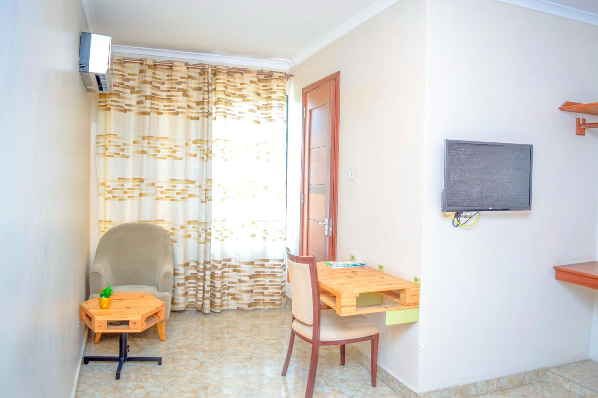 Хостел K27 Premier Backpackers Дар-эс-Саламе Экстерьер фото