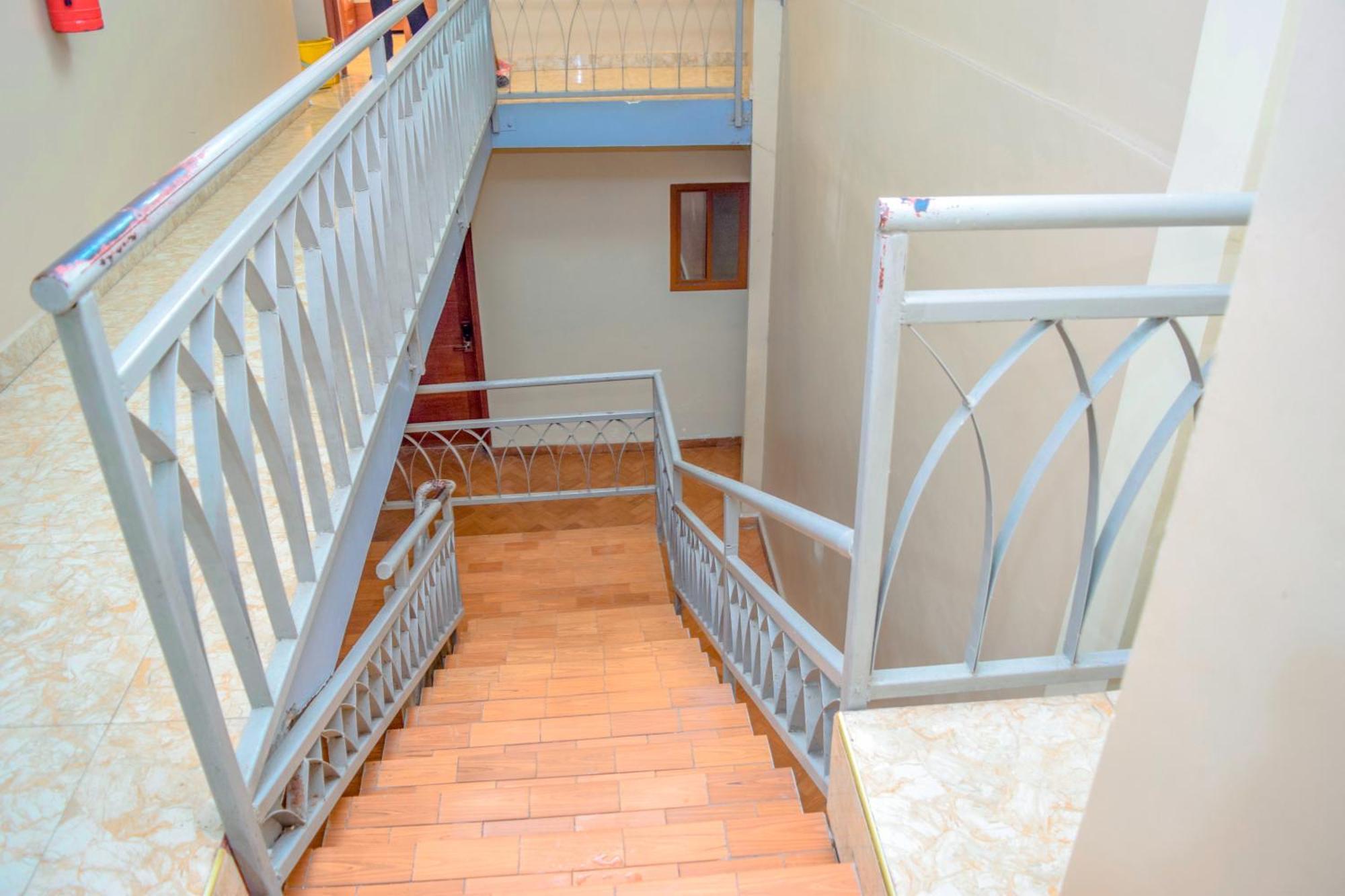 Хостел K27 Premier Backpackers Дар-эс-Саламе Экстерьер фото
