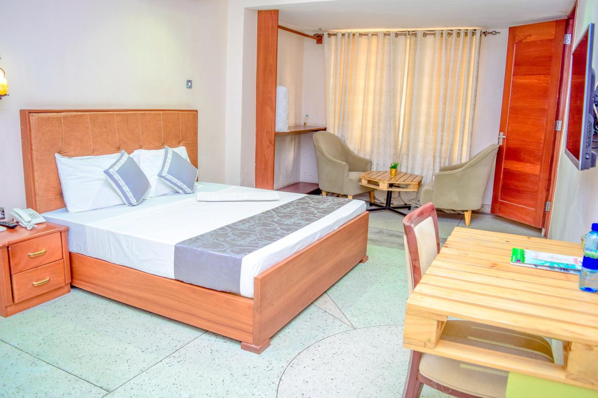 Хостел K27 Premier Backpackers Дар-эс-Саламе Экстерьер фото